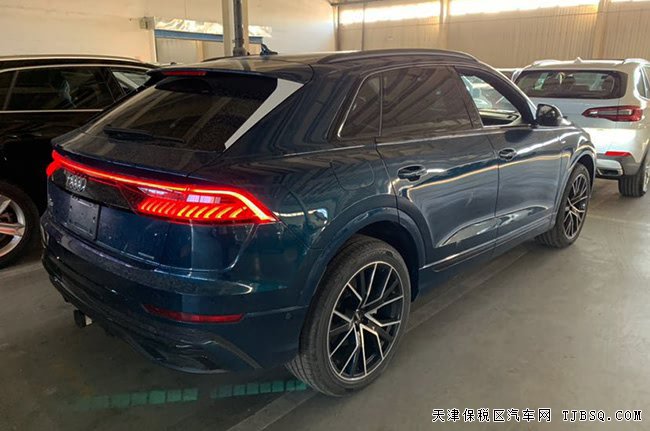 2019款奧迪Q8加規(guī)版 22輪/暗夜包/S-line包現(xiàn)車98萬鉅惠
