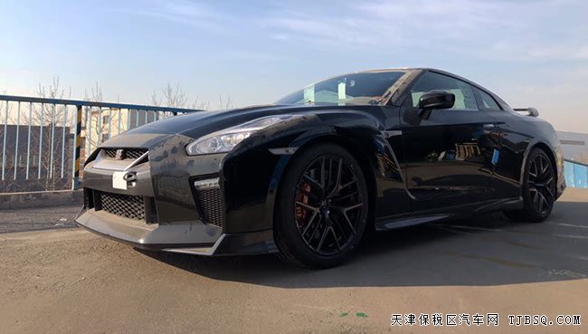平行進(jìn)口19款日產(chǎn)GTR中東版 經(jīng)典超跑現(xiàn)車155萬優(yōu)惠購
