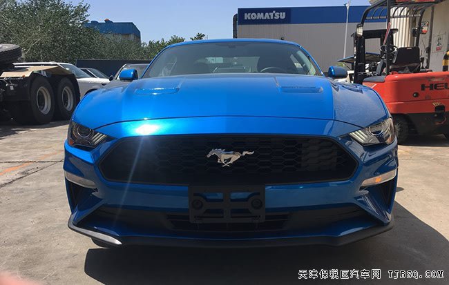 2019款福特野馬2.3T加拿大版 獨(dú)立后懸/17輪現(xiàn)車26.8萬