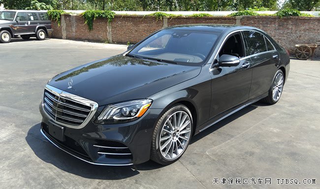 2019款奔馳S560加規(guī)版 20AMG輪/豪華包/智駕包現(xiàn)車138萬