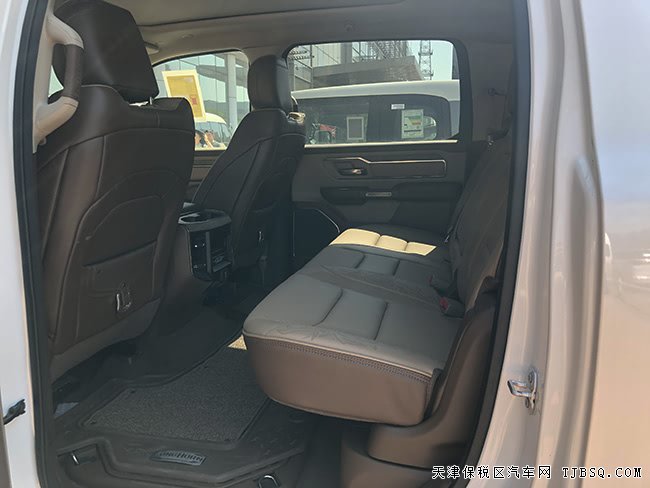 2019款道奇公羊5.7L長(zhǎng)角號(hào) 20輪/哈曼/全景現(xiàn)車52.8萬(wàn)