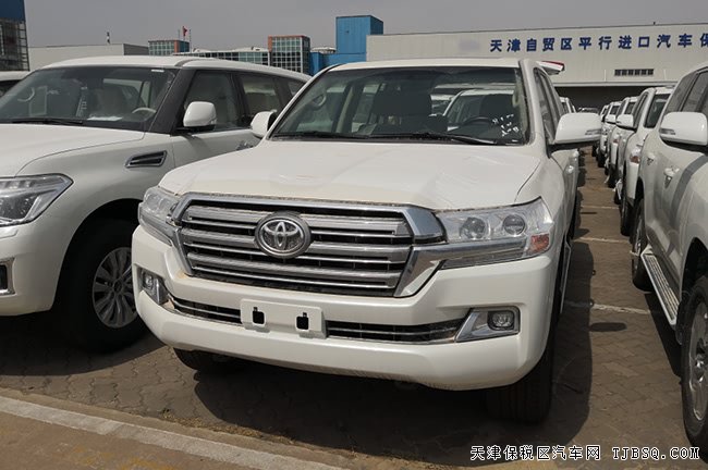 19款豐田酷路澤4000中東版 18輪/7座/遙啟/天窗現(xiàn)車(chē)65萬(wàn)