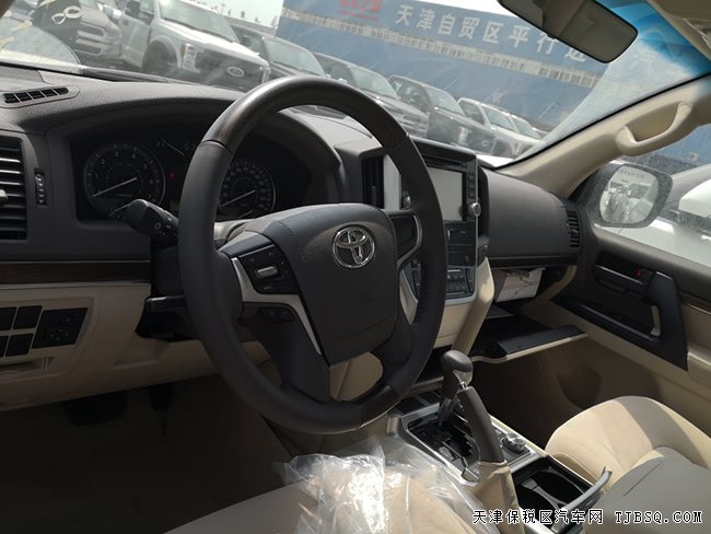 19款豐田酷路澤4000中東版 18輪/7座/遙啟/天窗現(xiàn)車(chē)65萬(wàn)