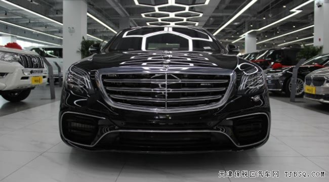 2018款奔馳S63AMG加規(guī)版 夜視/專屬包/座椅包現(xiàn)車188萬(wàn)