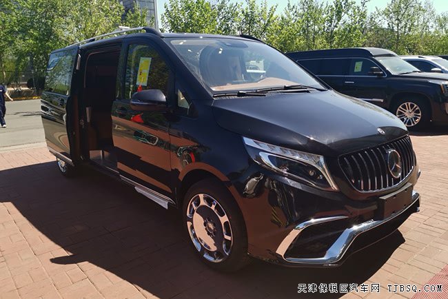 2018款奔馳V250中東版 四座/17輪/邁巴赫座椅現(xiàn)車75萬(wàn)