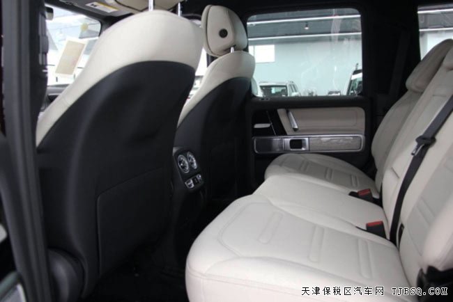 2019款奔馳G550美規(guī)版 保險(xiǎn)杠/三差速鎖/19輪現(xiàn)車203萬(wàn)