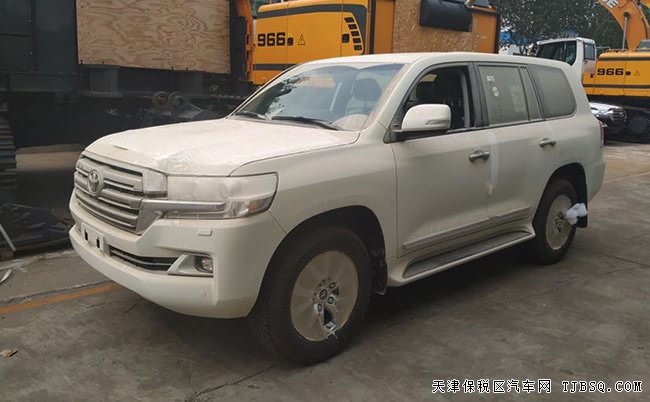 19款豐田酷路澤4500中東版 18輪/7座真皮/天窗現(xiàn)車100萬