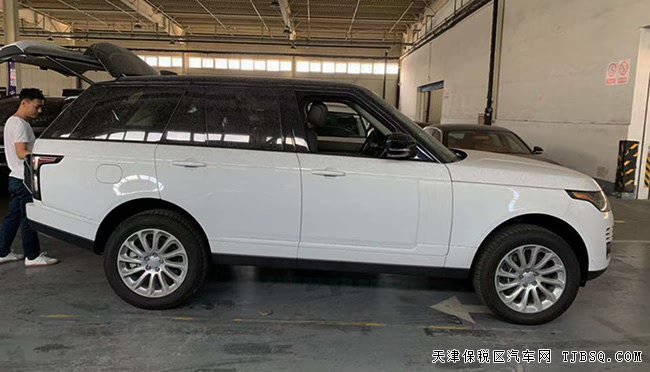 2019款路虎攬勝3.0T行政美規(guī)版 汽油現(xiàn)車津城熱銷
