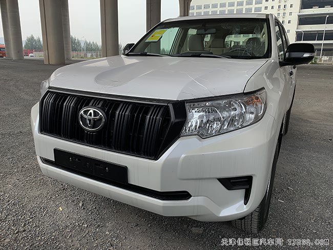 2019款豐田霸道2700中東版 天津港現(xiàn)車優(yōu)惠盡享