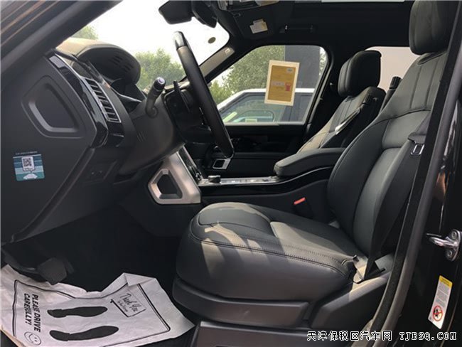 2019款路虎攬勝3.0T行政版 黑耀版現(xiàn)車(chē)絢麗來(lái)襲