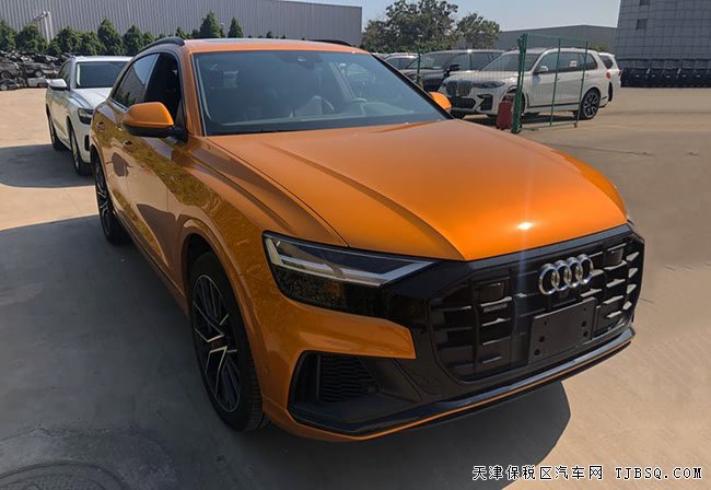 19款?yuàn)W迪Q8加規(guī)版 22輪/BO音響/駕駛輔助包現(xiàn)車79.5萬