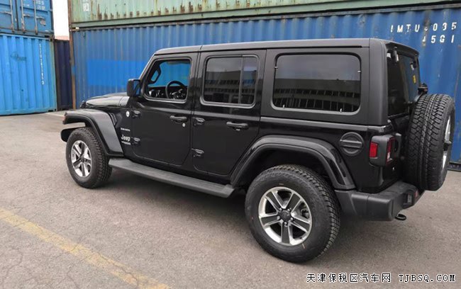 2019款JEEP牧馬人加規(guī)版 18越野輪/埃爾派音響現(xiàn)車43萬(wàn)