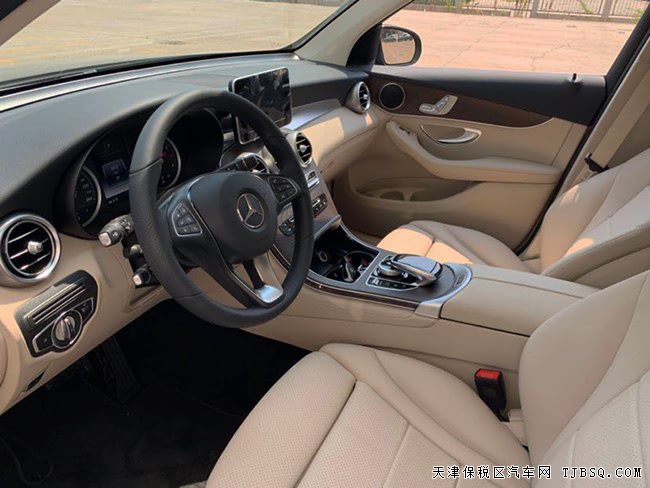 2019款奔馳GLC300墨西哥版 保稅區(qū)現(xiàn)車優(yōu)惠專享