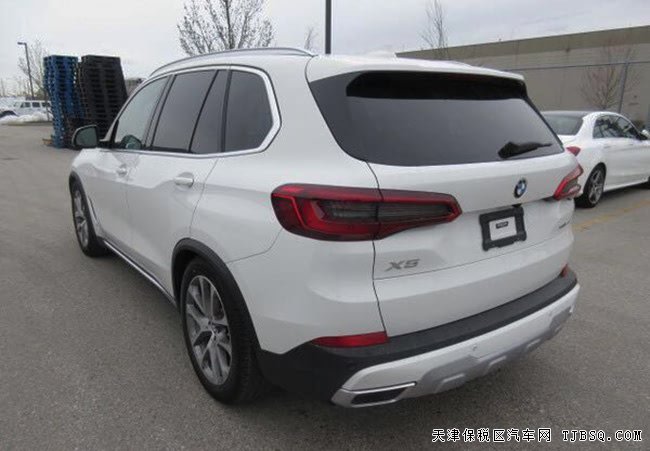 平行進口車20款寶馬X5加規(guī)版 3.0T現(xiàn)車優(yōu)惠樂享