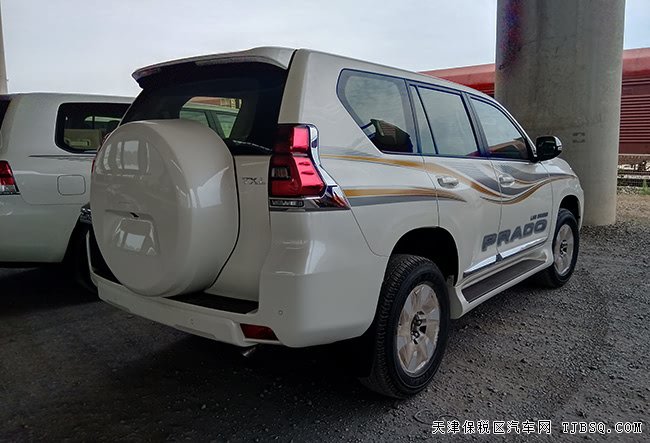 2019款豐田普拉多2700中東版 七座SUV現(xiàn)車優(yōu)購