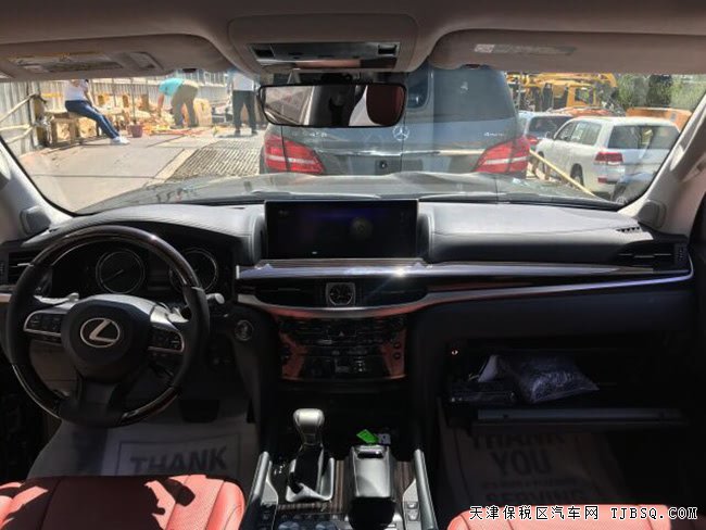 2019款雷克薩斯LX570中東限量版 現(xiàn)車港口熱賣