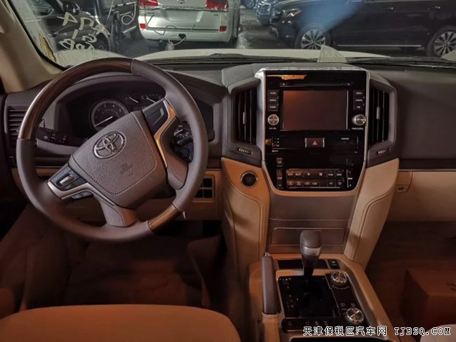 19款豐田酷路澤4000中東版 18輪/天窗/遙啟現(xiàn)車66.6萬