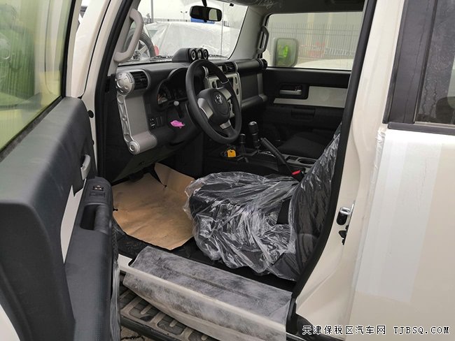 2019款豐田FJ酷路澤中東版 雙油箱/氣泵/17輪現(xiàn)車41.5萬