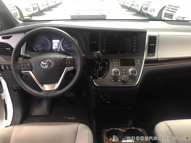 2019款豐田塞納兩驅(qū)頂配版 18輪/雙天窗/JBL現(xiàn)車50.5萬