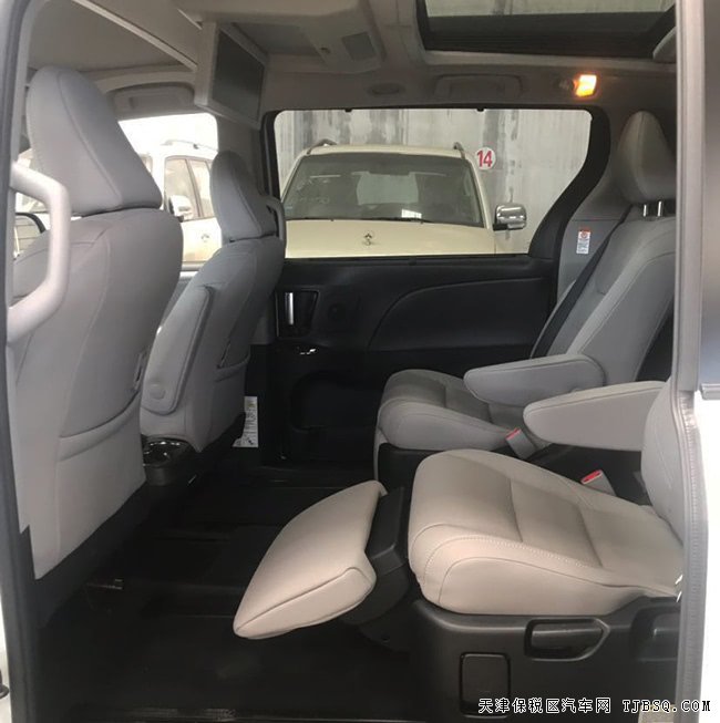 2019款豐田塞納兩驅(qū)頂配版 18輪/雙天窗/JBL現(xiàn)車50.5萬