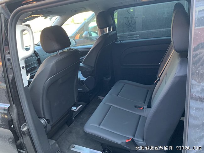 2018款奔馳METRIS美規(guī)版 7座真皮/17輪/外觀包現(xiàn)車(chē)35萬(wàn)