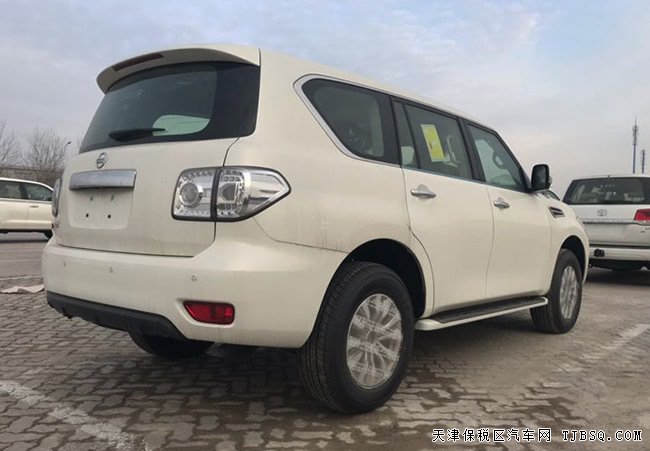 19款日產(chǎn)途樂Y62中東版 7座/18輪/后差速鎖現(xiàn)車41.6萬