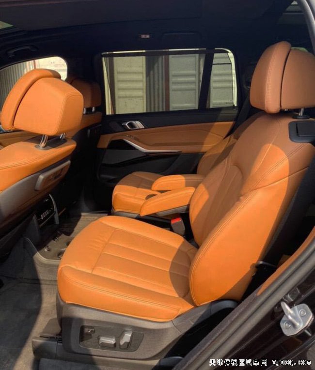 2019款寶馬X7加規(guī)版 六座/金屬漆/M包/豪華包現(xiàn)車(chē)96.5萬(wàn)