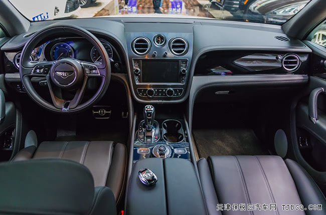 平行進口車19款賓利添越4.0T汽油版 現(xiàn)車優(yōu)惠專享