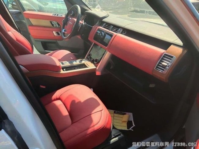 2019款路虎攬勝柴油創(chuàng)世加長版 3.0T現(xiàn)車優(yōu)惠巨獻
