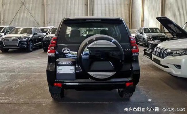 2019款豐田霸道3000中東版 18輪/LED大燈/后掛現(xiàn)車46萬