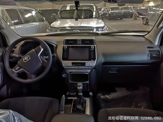 2019款豐田霸道3000中東版 18輪/LED大燈/后掛現(xiàn)車46萬