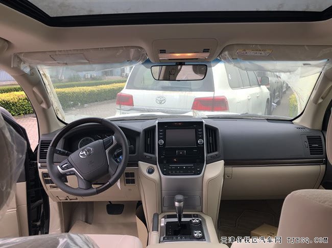 2019款豐田酷路澤4600經(jīng)典SUV 中東版現(xiàn)車優(yōu)惠促