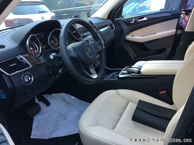 2019款奔馳GLS450美規(guī)版 哈曼/停輔包/外觀包現(xiàn)車89萬
