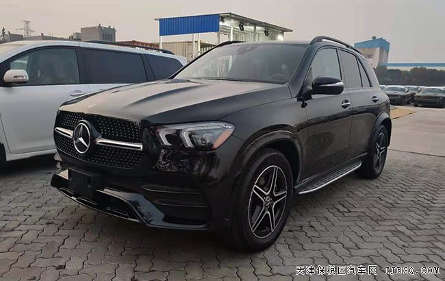2020款奔馳GLE350加規(guī)版 豪華包/暗夜運(yùn)動(dòng)包現(xiàn)車71.2萬(wàn)