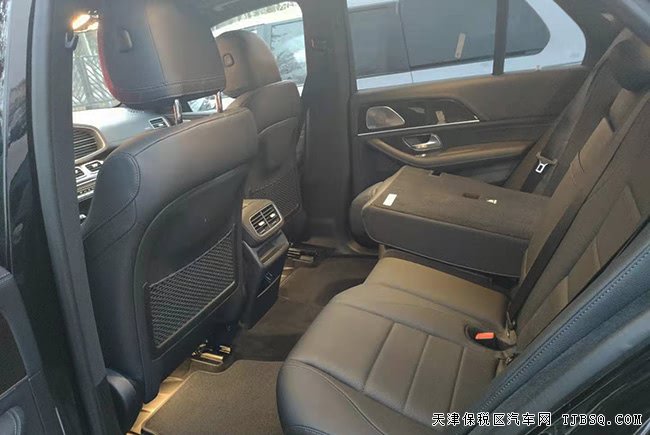 2020款奔馳GLE350加規(guī)版 豪華包/暗夜運(yùn)動(dòng)包現(xiàn)車71.2萬(wàn)