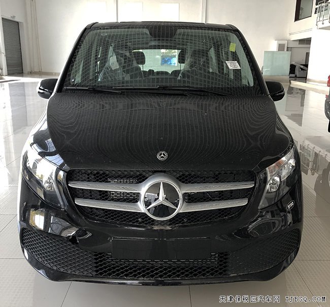 20款奔馳V250中東版 七座手續(xù)/17輪/雙電動(dòng)門現(xiàn)車43萬(wàn)