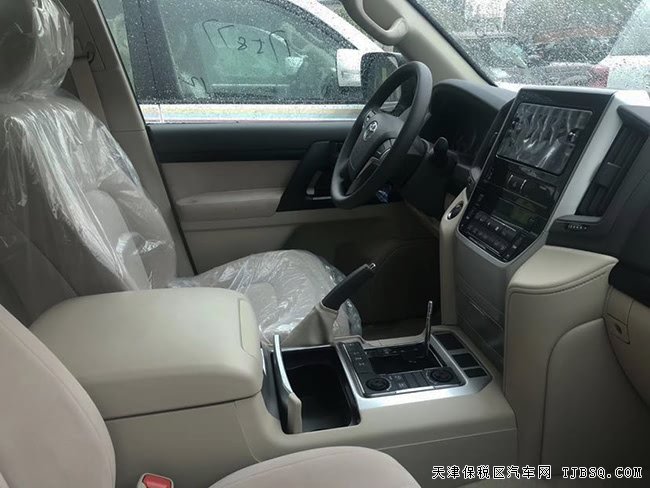 2019款豐田酷路澤4000中東版 17輪/冰箱/底掛現(xiàn)車60.9萬(wàn)