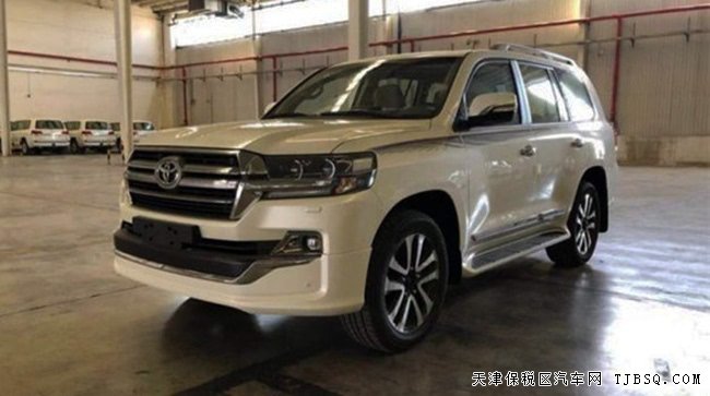 2019款豐田酷路澤4000中東版 天津港現(xiàn)車優(yōu)享折扣