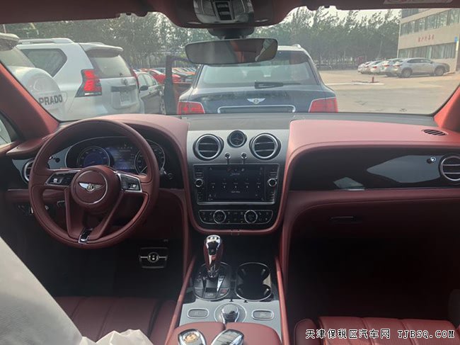 平行進(jìn)口車19款賓利添越汽油版 4.0T現(xiàn)車優(yōu)惠購(gòu)