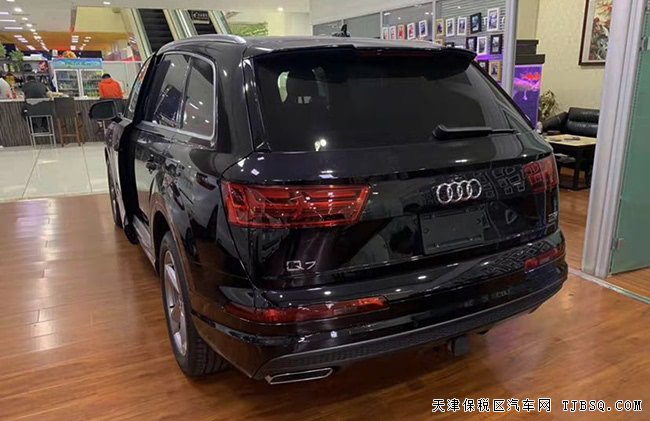 平行進(jìn)口車19款奧迪Q7加規(guī)版 天津港現(xiàn)車優(yōu)惠購