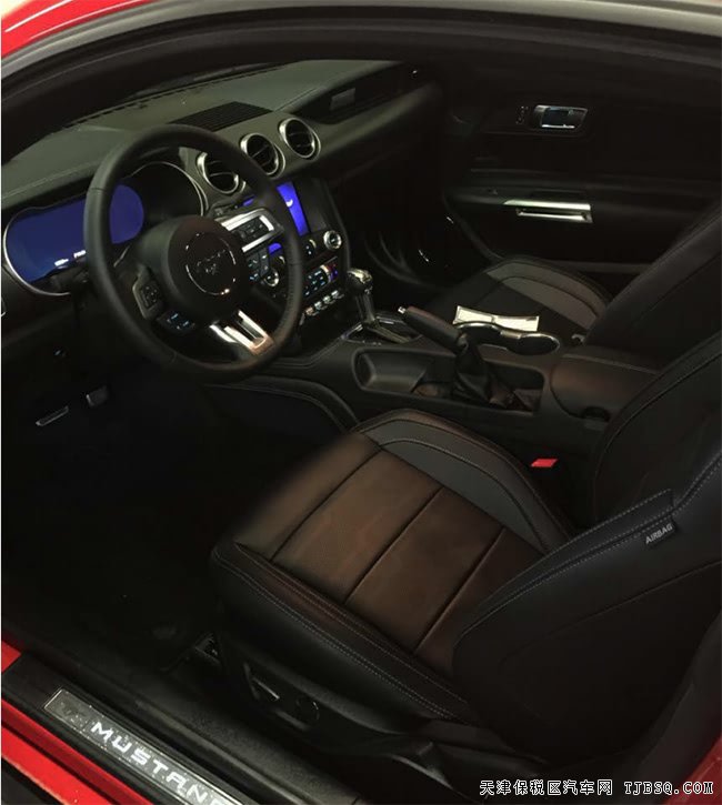 2019款福特野馬2.3T加規(guī)版 天津港現(xiàn)車優(yōu)惠精選