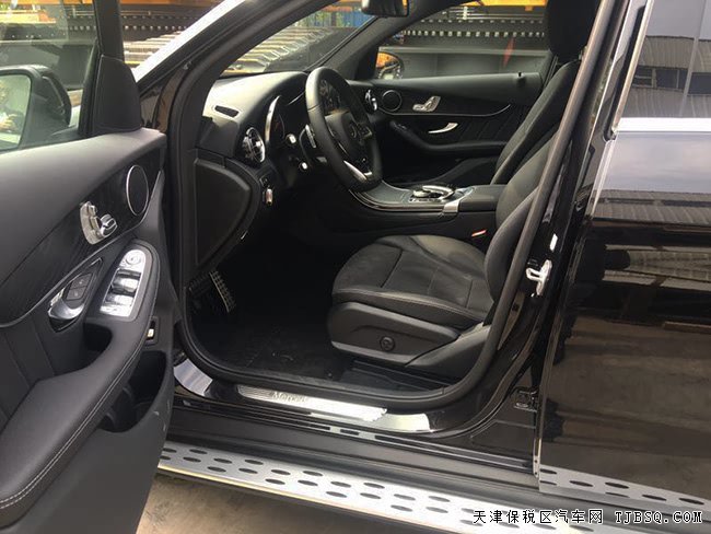 2019款奔馳GLC300墨西哥版 19輪/天窗/環(huán)影現(xiàn)車43.9萬