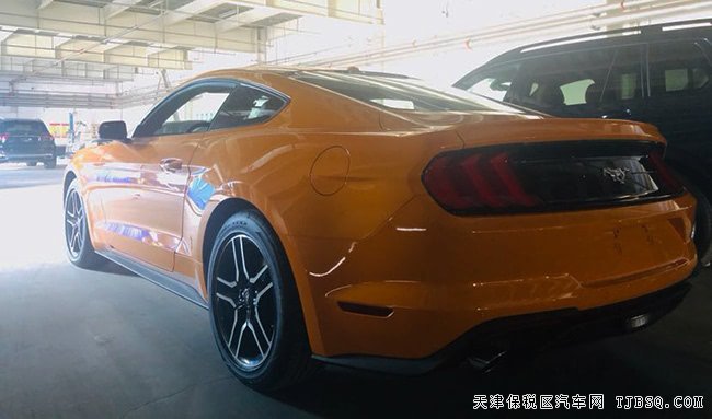 平行進(jìn)口19款福特野馬2.3T加規(guī)版 現(xiàn)車優(yōu)惠精選
