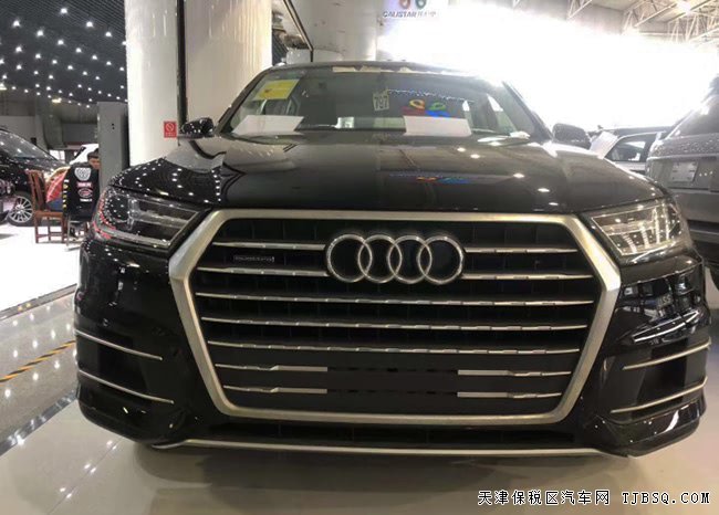 2019款?yuàn)W迪Q7歐規(guī)版七座SUV 平行進(jìn)口車優(yōu)惠盡享
