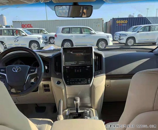 2019款豐田酷路澤4000中東版 4.0L現(xiàn)車樂享折扣