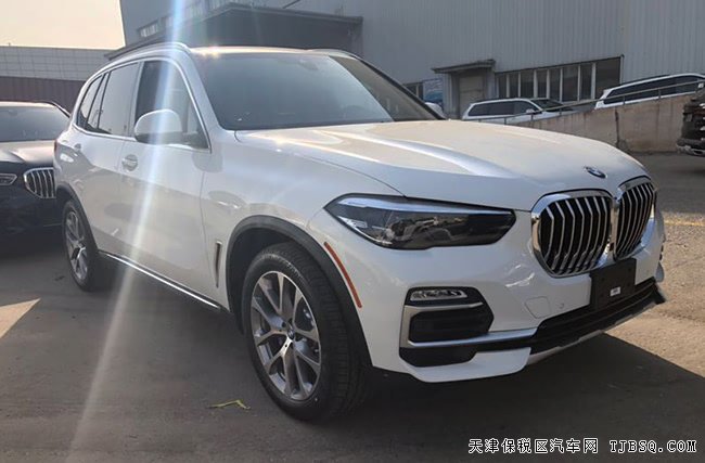 2019款寶馬X5加規(guī)版 20輪/全景天窗/LED大燈現(xiàn)車65.8萬(wàn)