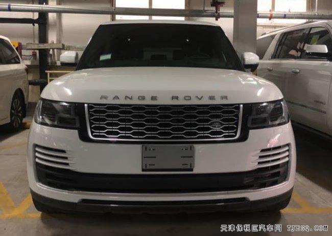 2018款路虎攬勝3.0T皇家一號(hào)加長(zhǎng)版 現(xiàn)車優(yōu)惠促銷