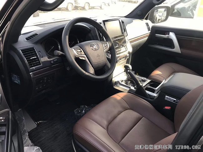 平行進(jìn)口車豐田酷路澤5700中東版 19款現(xiàn)車優(yōu)惠促