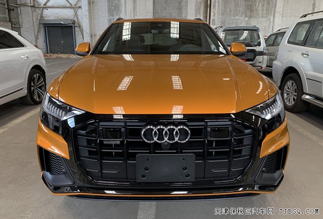 2019款?yuàn)W迪Q8加規(guī)版 22輪/駕輔包/Sline包/環(huán)影現(xiàn)車82萬