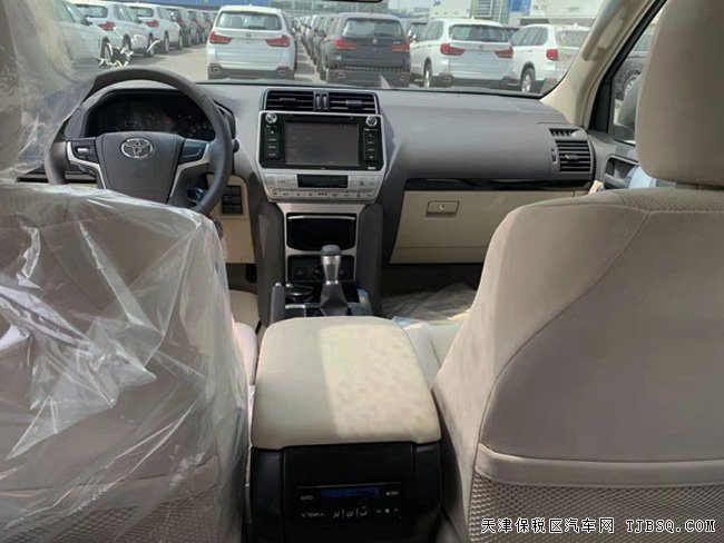 19款豐田霸道2700中東版 前小杠/18輪/天窗現(xiàn)車(chē)45.5萬(wàn)
